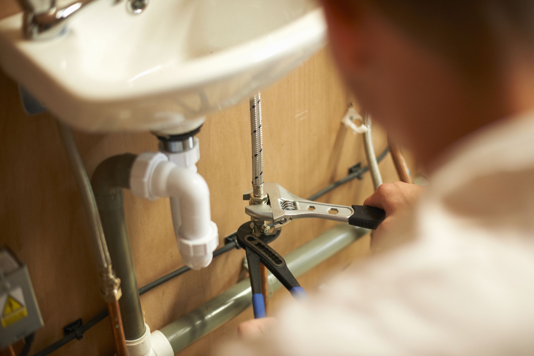 Lavabo montaj ve bağlantı kontrolü
